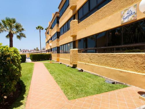 Beach Front Apartment In Playa de Las Burras Cn