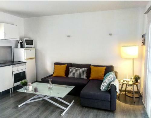 Sunny Corner Apartment
