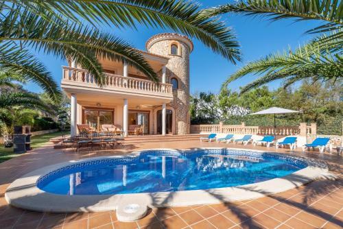 En Penyalar-villa Serena
