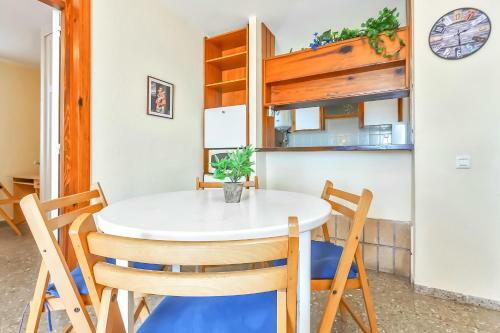 Apartamento Con Piscina, Cerca de Playa En Tenerife Sur