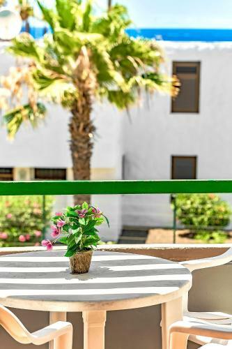 Apartamento Con Piscina, Cerca de Playa En Tenerife Sur