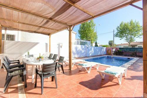 Casa Villa Requesens 139- Barneda Premium