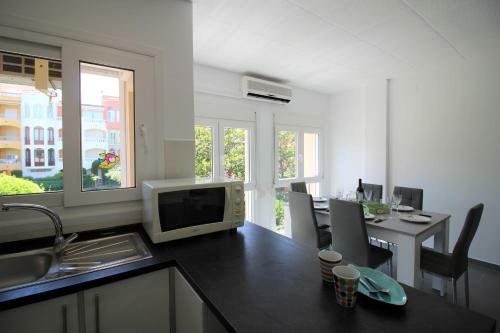 Basic Comfort Apartment Gran Reserva 4