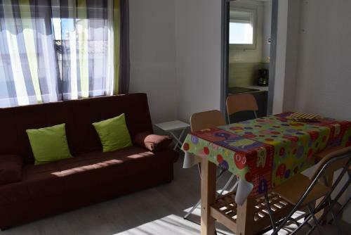 Apartamento En Pleno Centro de Empuriabrava- 312