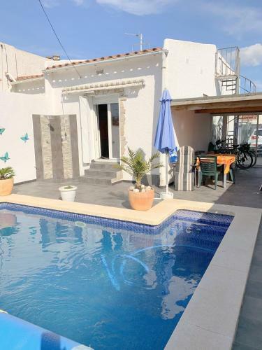 P189b Casa Con Piscina Privada