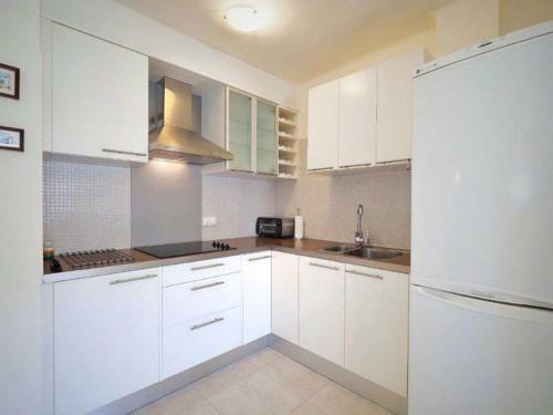 Apartment Mox�