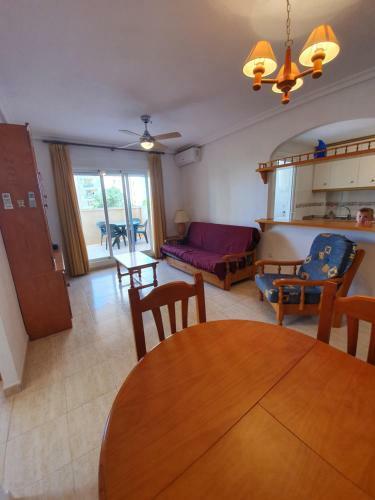 Puertomar Two Bedroom Apartment Lmhr37