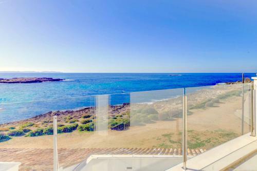 Apartment Migjorn Cel Seafront
