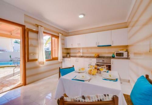 Sa Coma Holiday Home Sleeps 6 With Pool