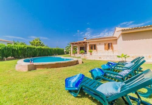 Sa Coma Holiday Home Sleeps 6 With Pool