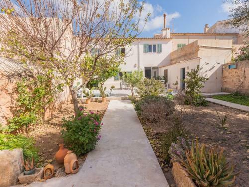 Holiday Home Cas Torrer - Csj220