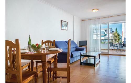 Apartamentos Nice Home In Pego W/ Wifi And 2 Bedrooms