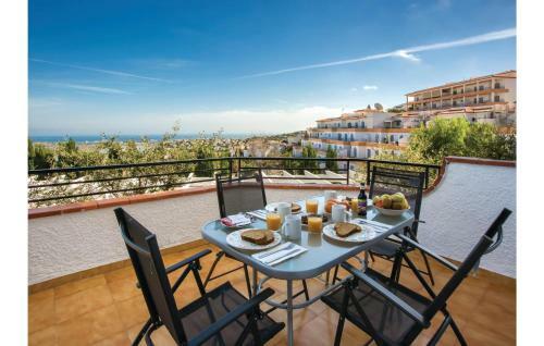 Apartamentos Nice Home In Pego W/ Wifi And 2 Bedrooms