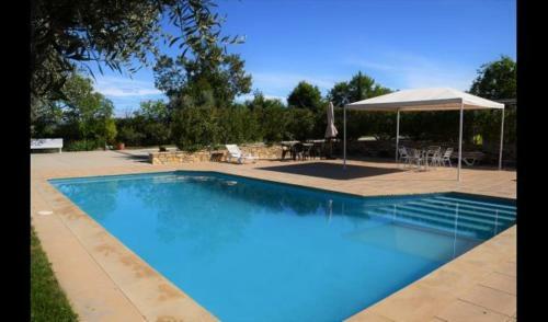 La Seu D'urgell Villa Sleeps 2 With Pool And Air Con