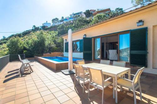 Aiguablava Villa Sleeps 8 Pool