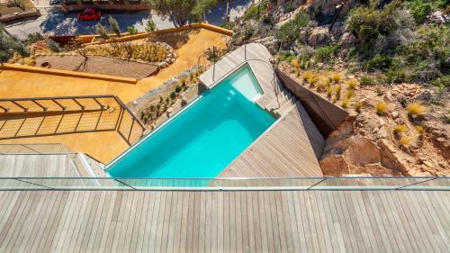Aiguablava Holiday Home Sleeps 11 With Pool And Air Con