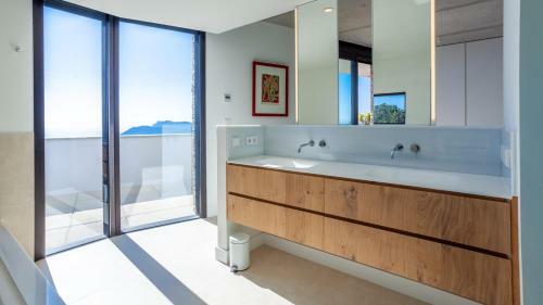 Aiguablava Holiday Home Sleeps 11 With Pool And Air Con