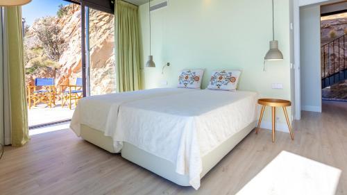 Aiguablava Holiday Home Sleeps 11 With Pool And Air Con