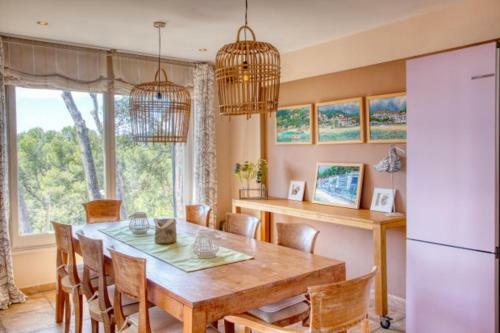 Villa In Tamariu Sleeps 8 Includes Swimming Pool