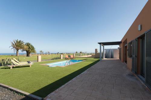 Villas Caleta Beach And Golf - Villa Khloe