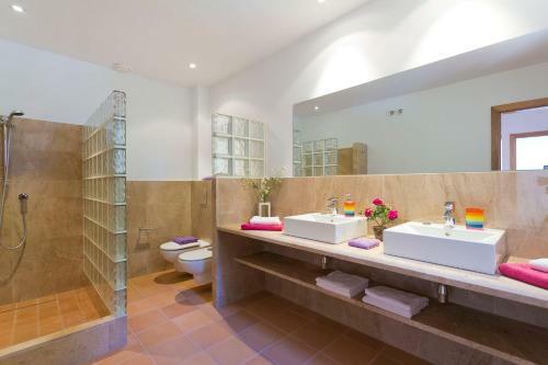 Marco 4 Bedroom Villa, Cala Galdana