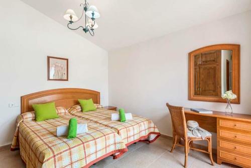 Cala Galdana Villa Sleeps 8 With Pool Air Con And Wifi