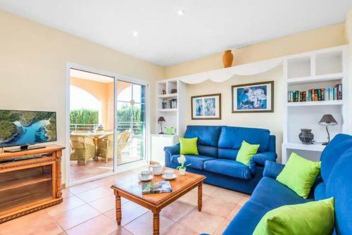 Cala Galdana Villa Sleeps 6 With Pool Air Con And Wifi