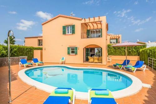 Cala Galdana Villa Sleeps 6 With Pool Air Con And Wifi