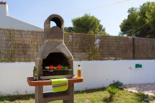 Cala Galdana Villa Sleeps 8 With Pool Air Con And Wifi