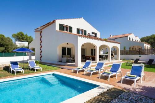 Cala Galdana Villa Sleeps 8 With Pool Air Con And Wifi