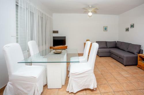 Lets In The Sun La Cala Beachside Townhouse