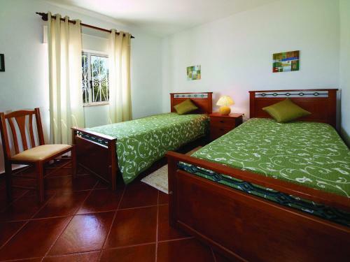 Seaview Apartments
