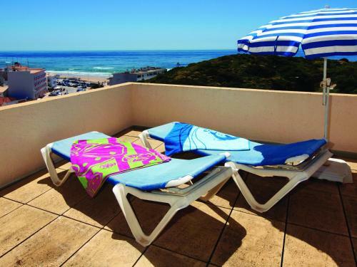 Seaview Apartments