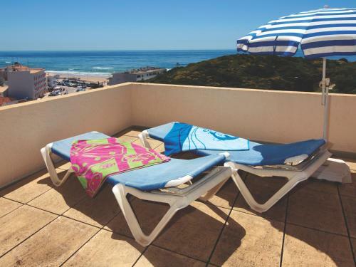 Seaview Apartments
