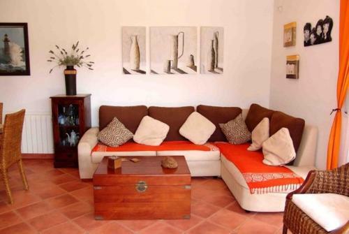 Coma-ruga Villa Sleeps 8 Pool
