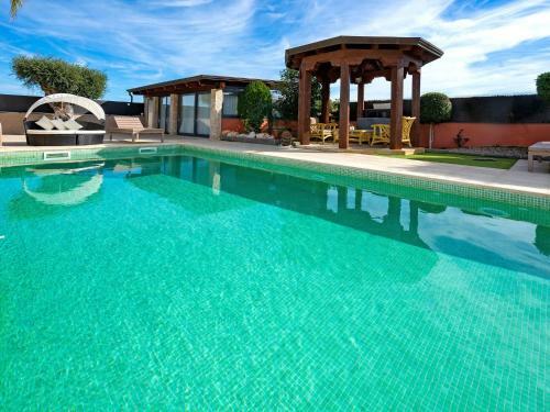 Holiday Home Masia Blanca
