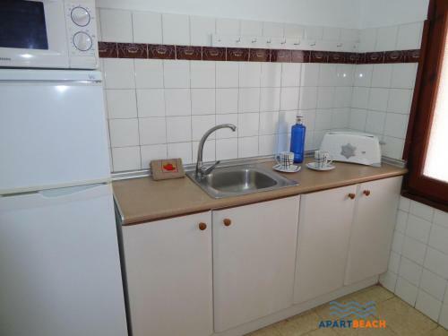 Apartbeach Las Mimosas Front Beach