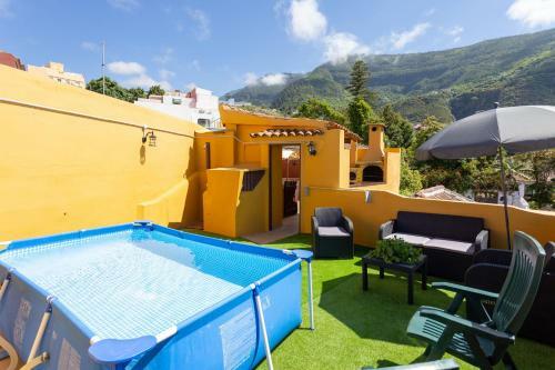 Canarian House With Views And Pool