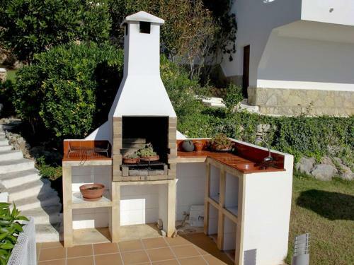 Casa Magdalena - Classic Style Three Bedroom Villa - Close To Beach