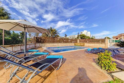 Playa de Muro Villa Sleeps 6 With Air Con And Wifi