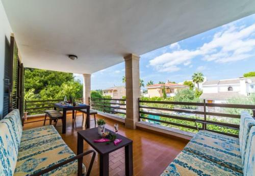 Playa de Muro Holiday Home Sleeps 8 With Pool And Wifi