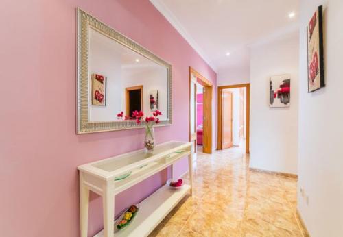 Playa de Muro Holiday Home Sleeps 8 With Pool And Wifi