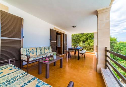 Playa de Muro Holiday Home Sleeps 8 With Pool And Wifi