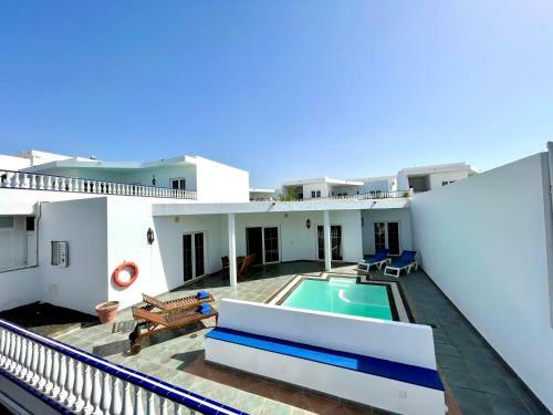 Villa Con Piscina Privada Y Terraza En Lanzarote