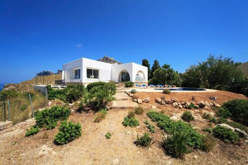 Villa Carbon Blanco