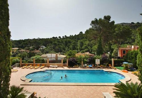 Sant Vicent de Sa Cala Apartment Sleeps 6 With Pool And Wifi