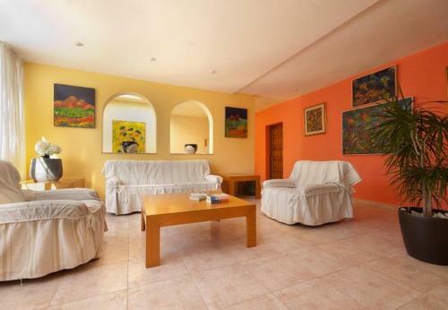Sant Vicent de Sa Cala Apartment Sleeps 4 With Pool And Wifi