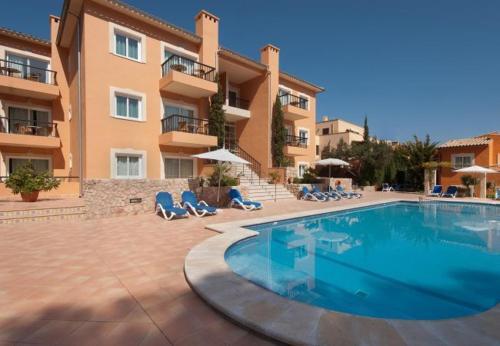 Sant Vicent de Sa Cala Apartment Sleeps 4 With Pool And Wifi