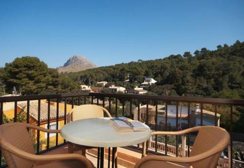 Sant Vicent de Sa Cala Apartment Sleeps 5 With Pool And Wifi
