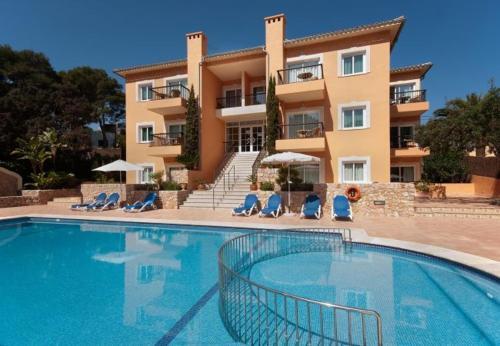 Sant Vicent de Sa Cala Apartment Sleeps 5 With Pool And Wifi